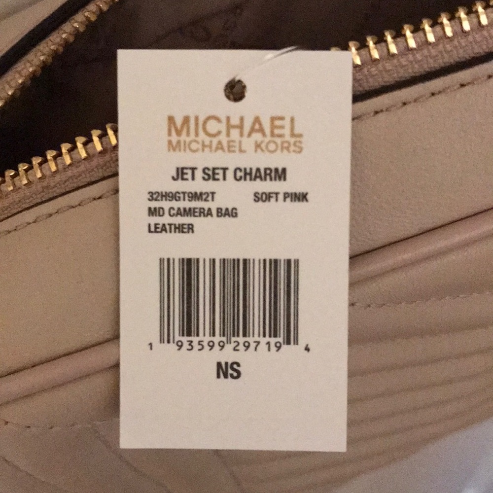 Authentic Michael Kors Crossbody Bag - Picture 7 of 7